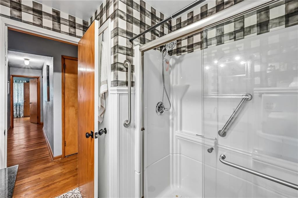 409 Patt Drive Farrell, PA 16121 - Photo 29 of 50 a view of a bathroom