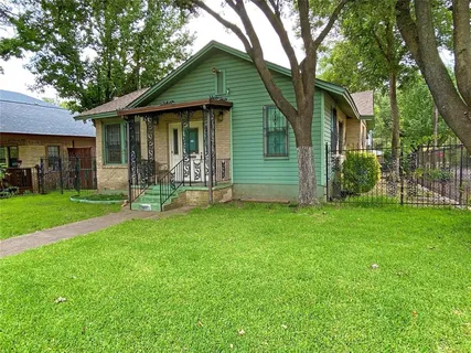 $299,900 | 1001 Grandview Avenue, Dallas, TX 75223
