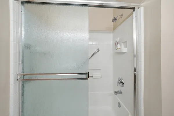 $269,900 | 20345 Rainford Drive, Unit 2C, Frankfort, IL 60423