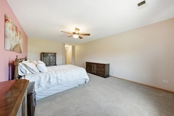 $269,900 | 20345 Rainford Drive, Unit 2C, Frankfort, IL 60423