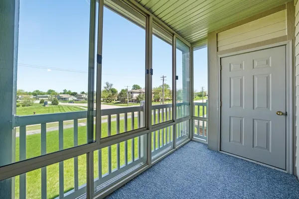 $269,900 | 20345 Rainford Drive, Unit 2C, Frankfort, IL 60423