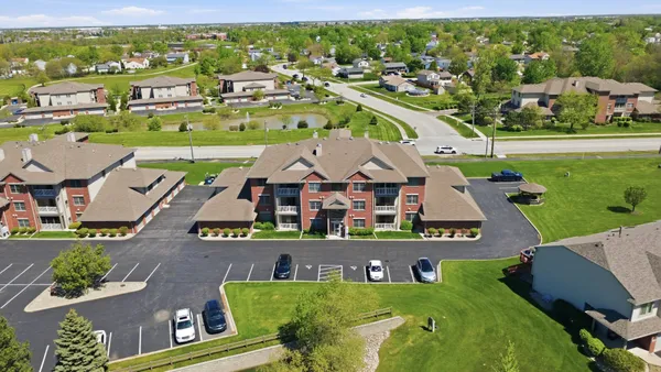 $269,900 | 20345 Rainford Drive, Unit 2C, Frankfort, IL 60423