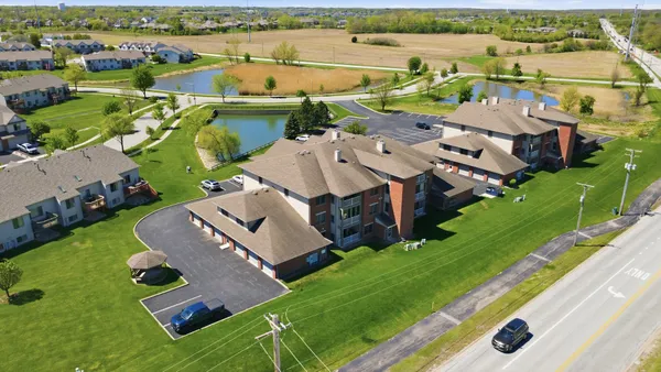 $269,900 | 20345 Rainford Drive, Unit 2C, Frankfort, IL 60423