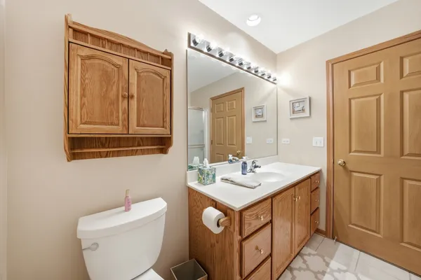 $269,900 | 20345 Rainford Drive, Unit 2C, Frankfort, IL 60423