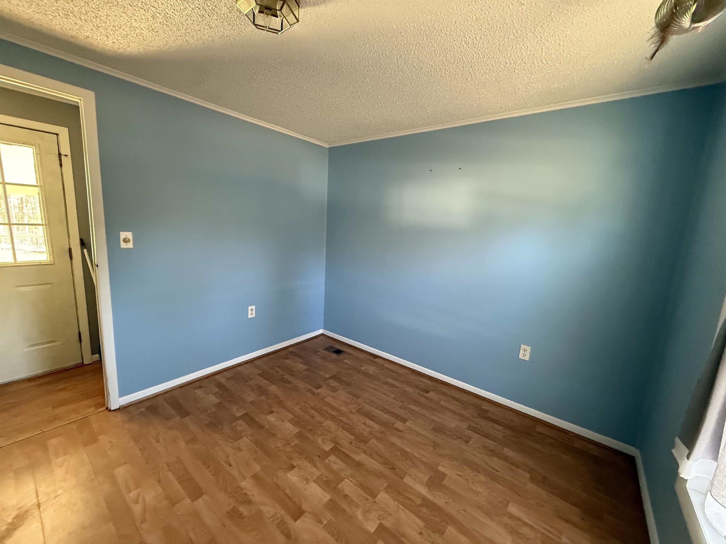 37 Christopher Lane Fremont, NH 03044 - Photo 19 of 32