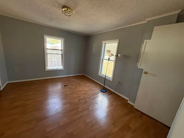 $160,000 | 37 Christopher Lane, Fremont, NH 03044