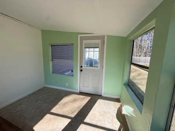 $160,000 | 37 Christopher Lane, Fremont, NH 03044