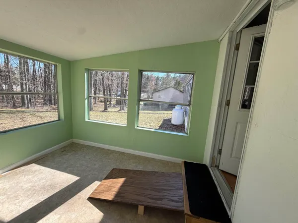 $160,000 | 37 Christopher Lane, Fremont, NH 03044