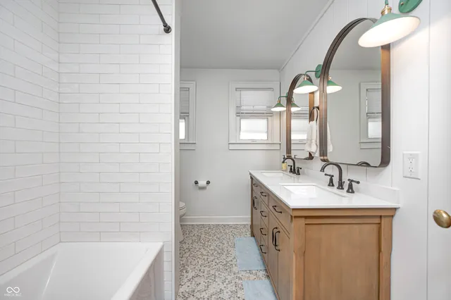 $639,900 | 5144 North College Avenue, Indianapolis, IN 46205