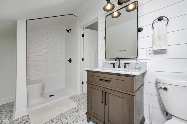 $639,900 | 5144 North College Avenue, Indianapolis, IN 46205