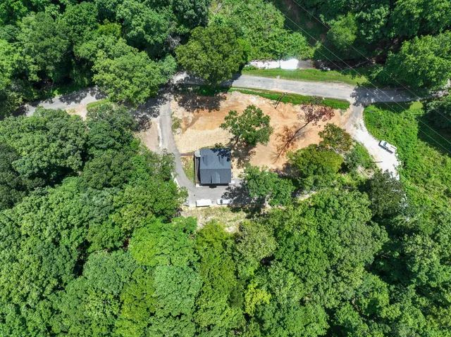 $749,900 | 9500 McFarlin Road, Bon Aqua, TN 37025