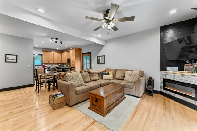 $749,900 | 9500 McFarlin Road, Bon Aqua, TN 37025