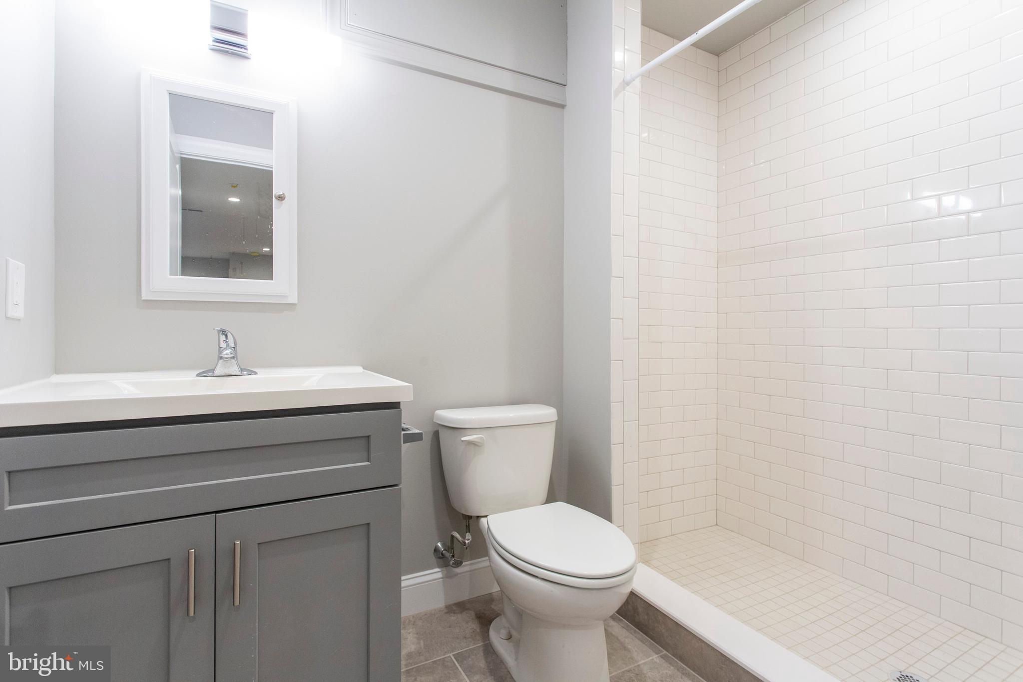 763 South 15th Street, Unit 1 Philadelphia, PA 19146 - Photo 18 of 18 Master Bathroom