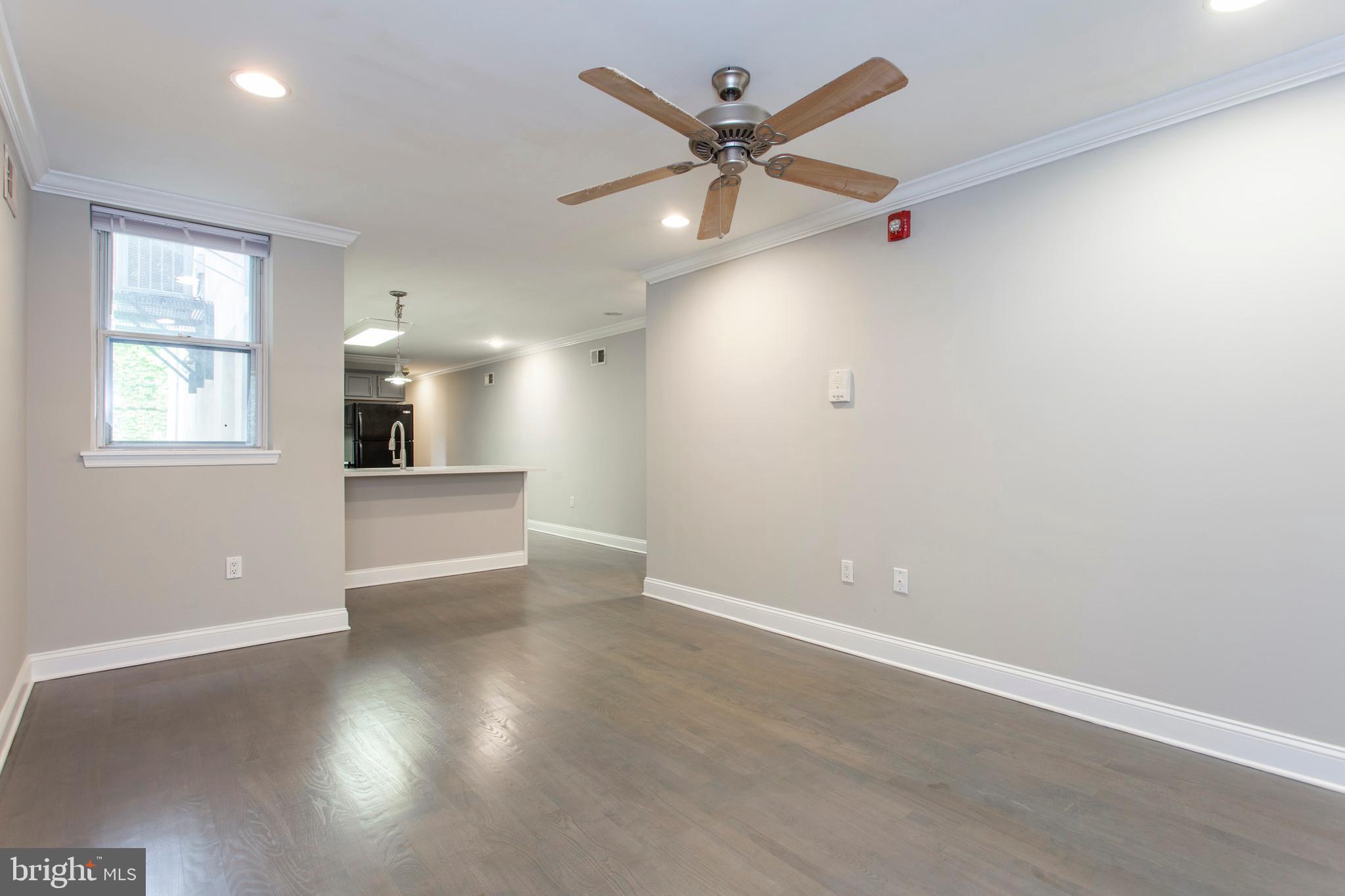 763 South 15th Street, Unit 1 Philadelphia, PA 19146 - Photo 3 of 18 Living Room