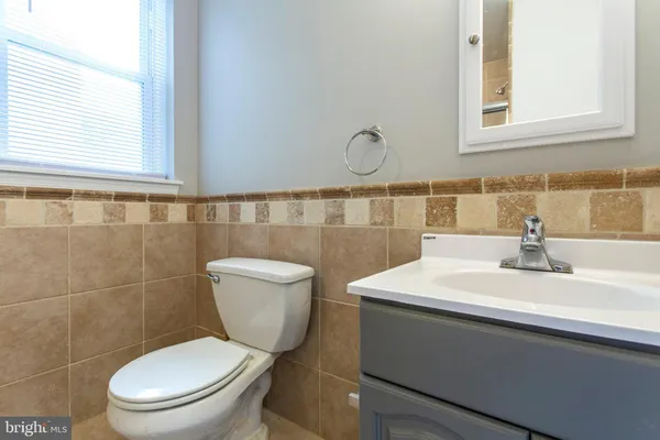 $2,895 | 763 South 15th Street, Unit 1, Philadelphia, PA 19146