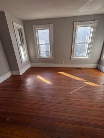 $2,450 | 220 Broad Street, Unit 1, Claremont, NH 03743