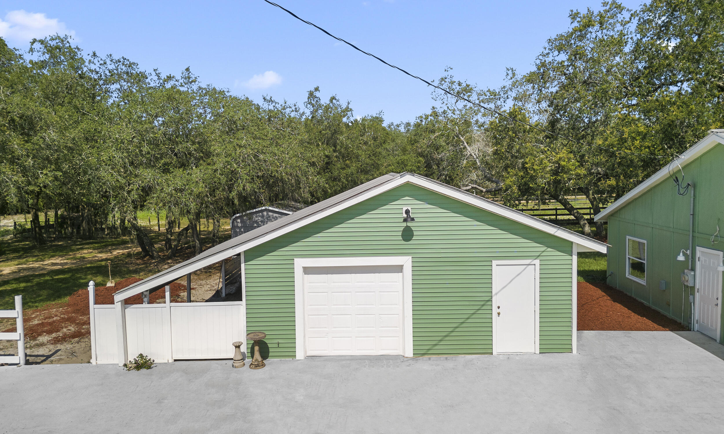 2011 Hartt Road Sebring, FL 33870 - Photo 2 of 29 DJI_0130