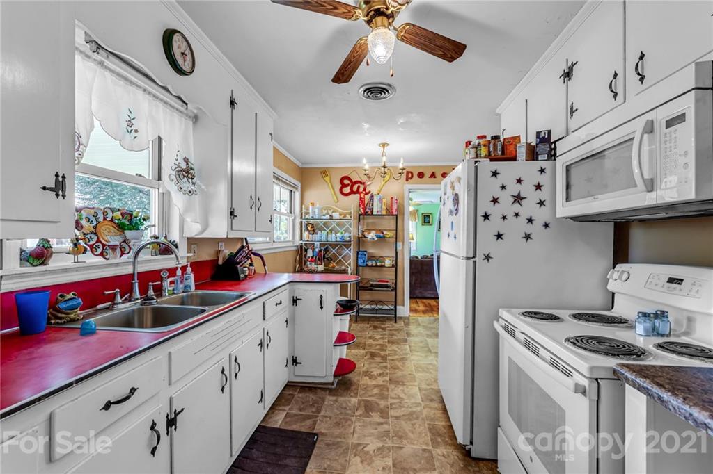 630 Brown Acres Road Salisbury, NC 28146 - Photo 2 of 34 Gallery Image 2
