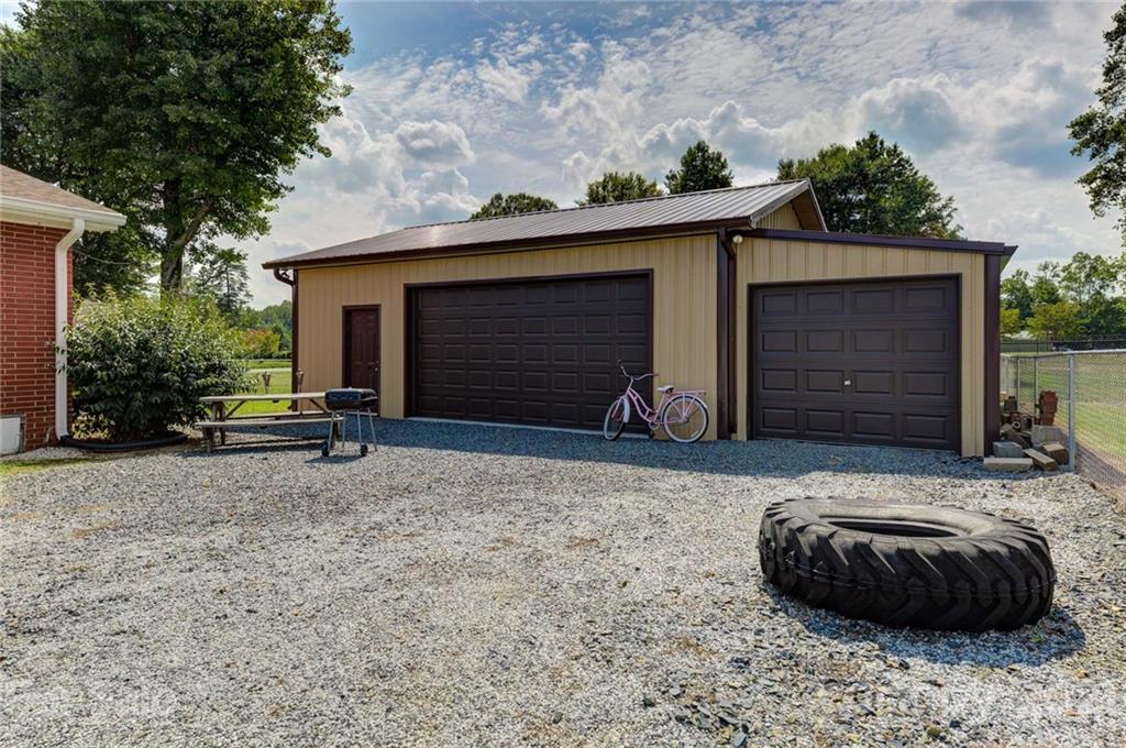 630 Brown Acres Road Salisbury, NC 28146 - Photo 5 of 34 Gallery Image 5
