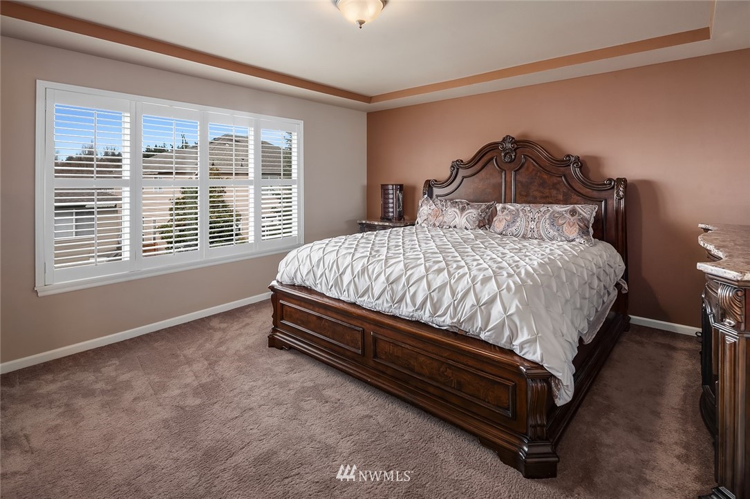 2002 Northeast 34th Place Renton, WA 98056 - Photo 13 of 23 Gallery Image 13