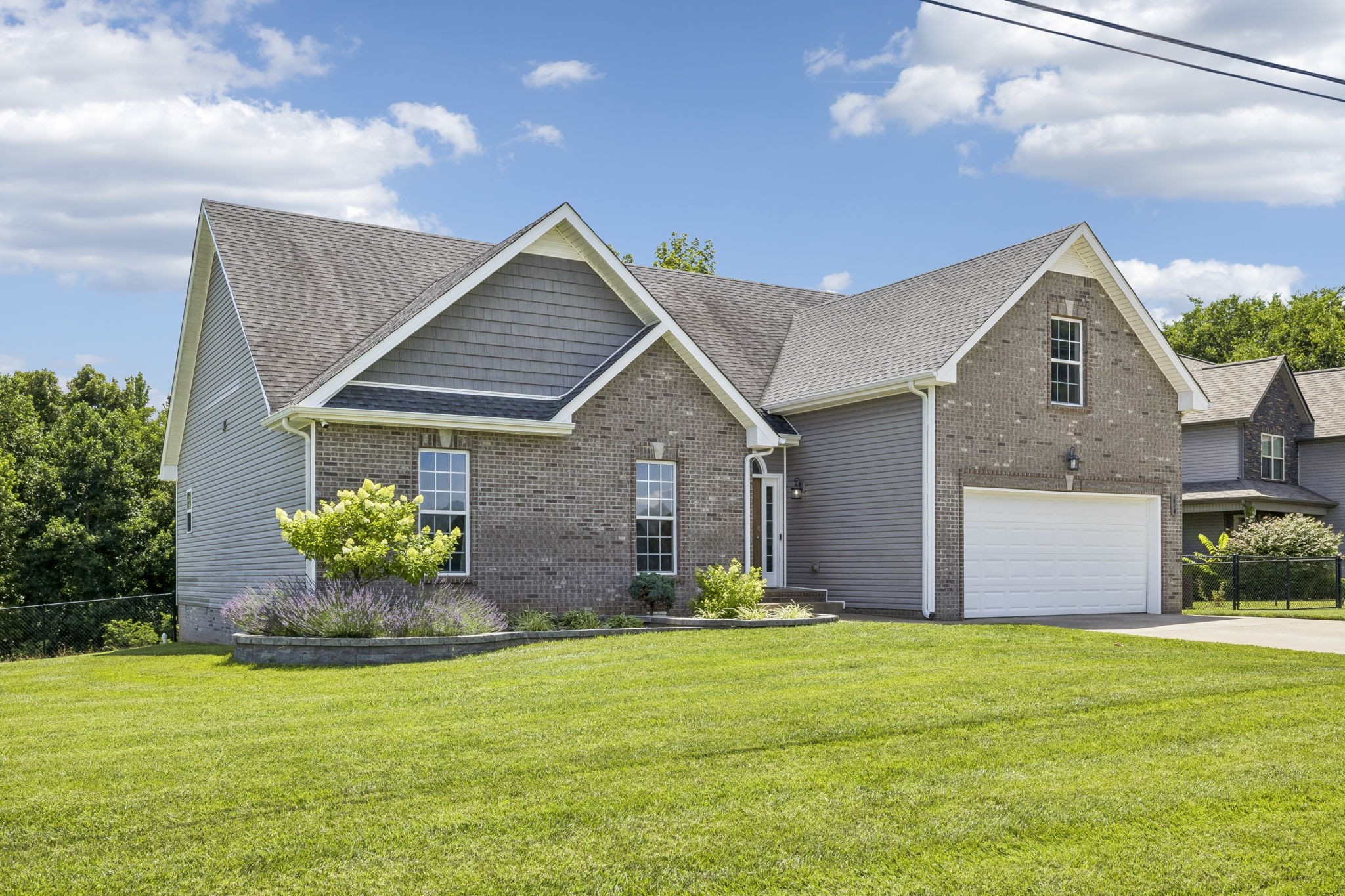 1464 Rustys Lane Clarksville, TN 37042 - Photo 4 of 50