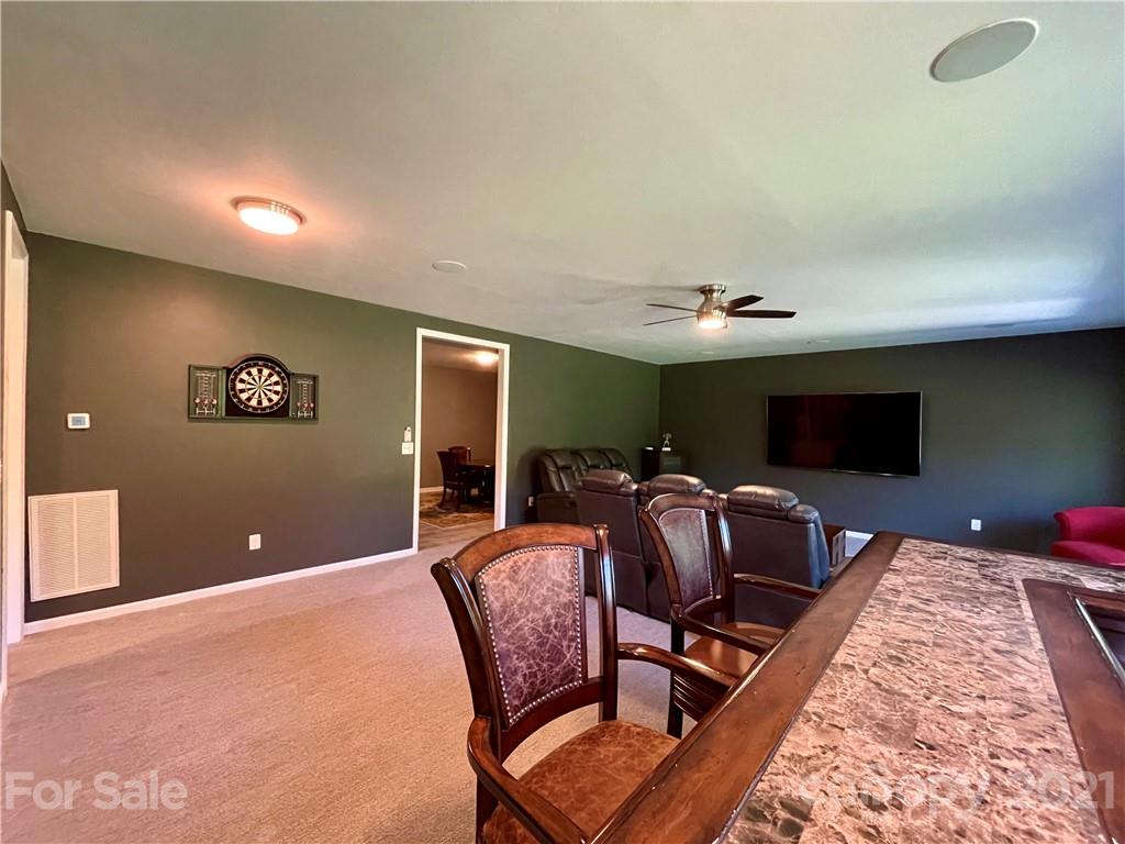 9423 Inverness Bay Road, Unit 87 Charlotte, NC 28278 - Photo 14 of 39 Gallery Image 14