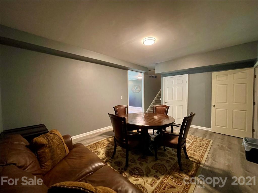 9423 Inverness Bay Road, Unit 87 Charlotte, NC 28278 - Photo 17 of 39 Gallery Image 17