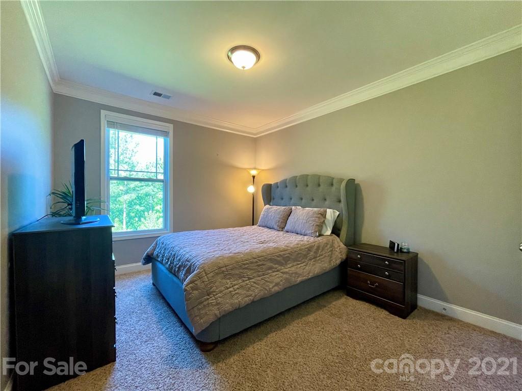 9423 Inverness Bay Road, Unit 87 Charlotte, NC 28278 - Photo 21 of 39 Gallery Image 21