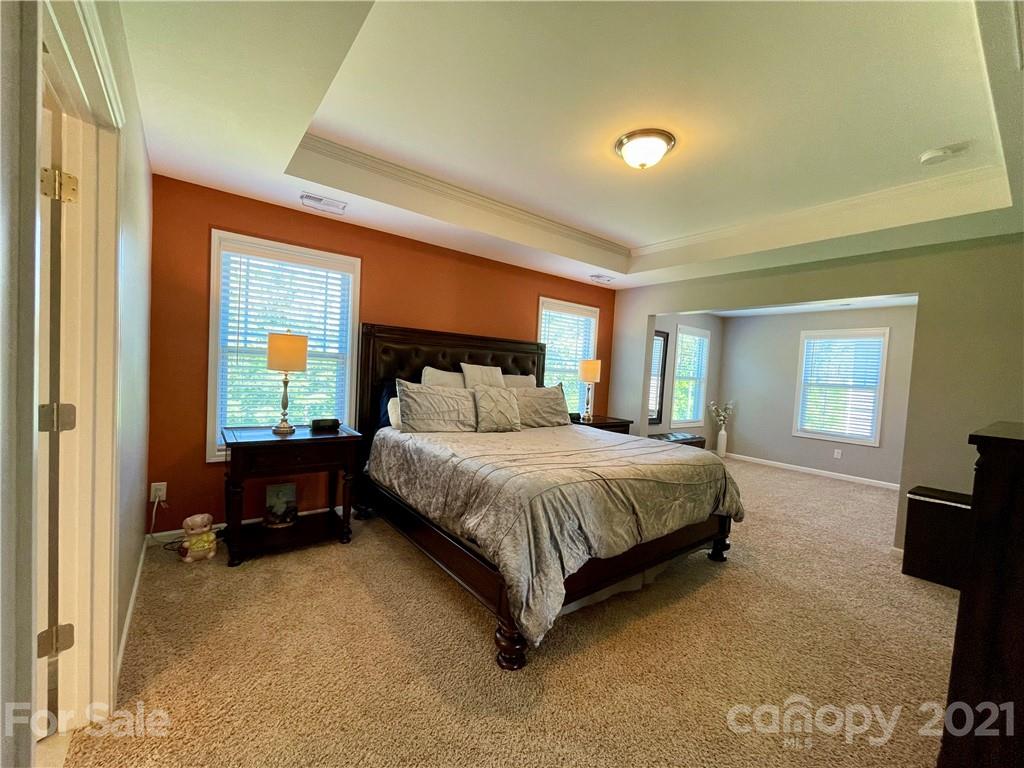 9423 Inverness Bay Road, Unit 87 Charlotte, NC 28278 - Photo 25 of 39 Gallery Image 25