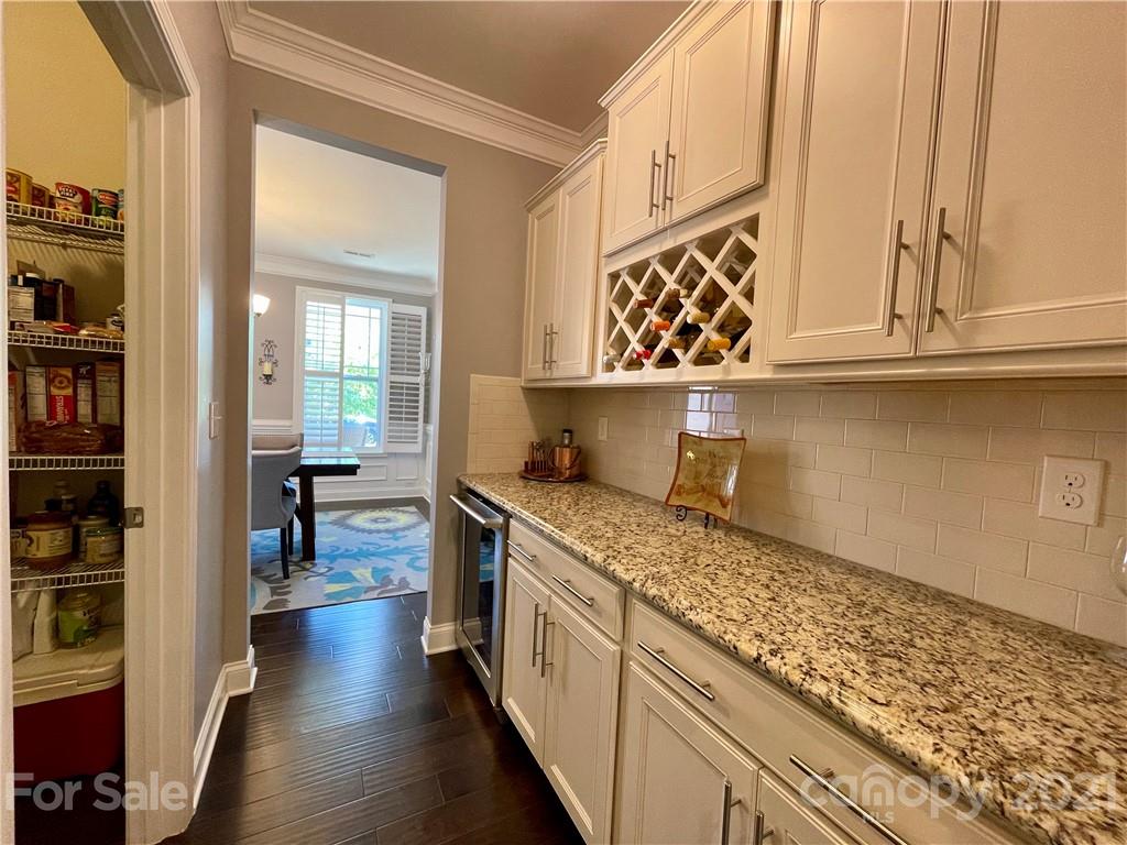 9423 Inverness Bay Road, Unit 87 Charlotte, NC 28278 - Photo 29 of 39 Gallery Image 29