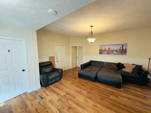 $400,000 | 2823 West Sharp Avenue, Spokane, WA 99201