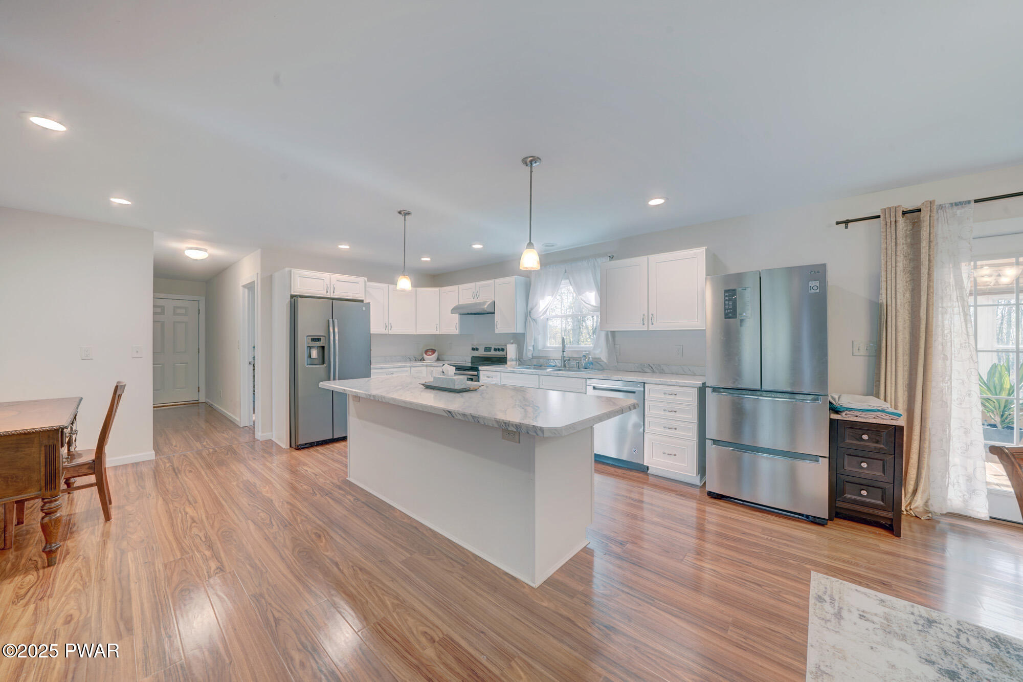 226 Well Road Greeley, PA 18425 - Photo 6 of 28 Kitchen