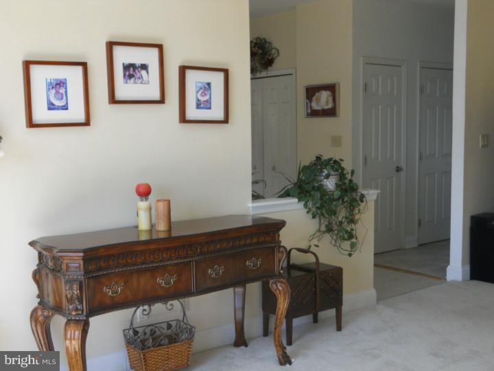 28 Montague Road Newark, DE 19713 - Photo 11 of 25 Family Room