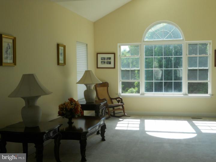 28 Montague Road Newark, DE 19713 - Photo 12 of 25 Family Room