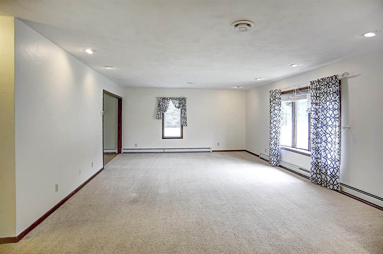 17011 Lima Road Huntertown, IN 46748 - Photo 5 of 33