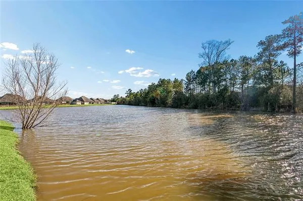 $2,400 | 70445 Chambly Court, Madisonville, LA 70447