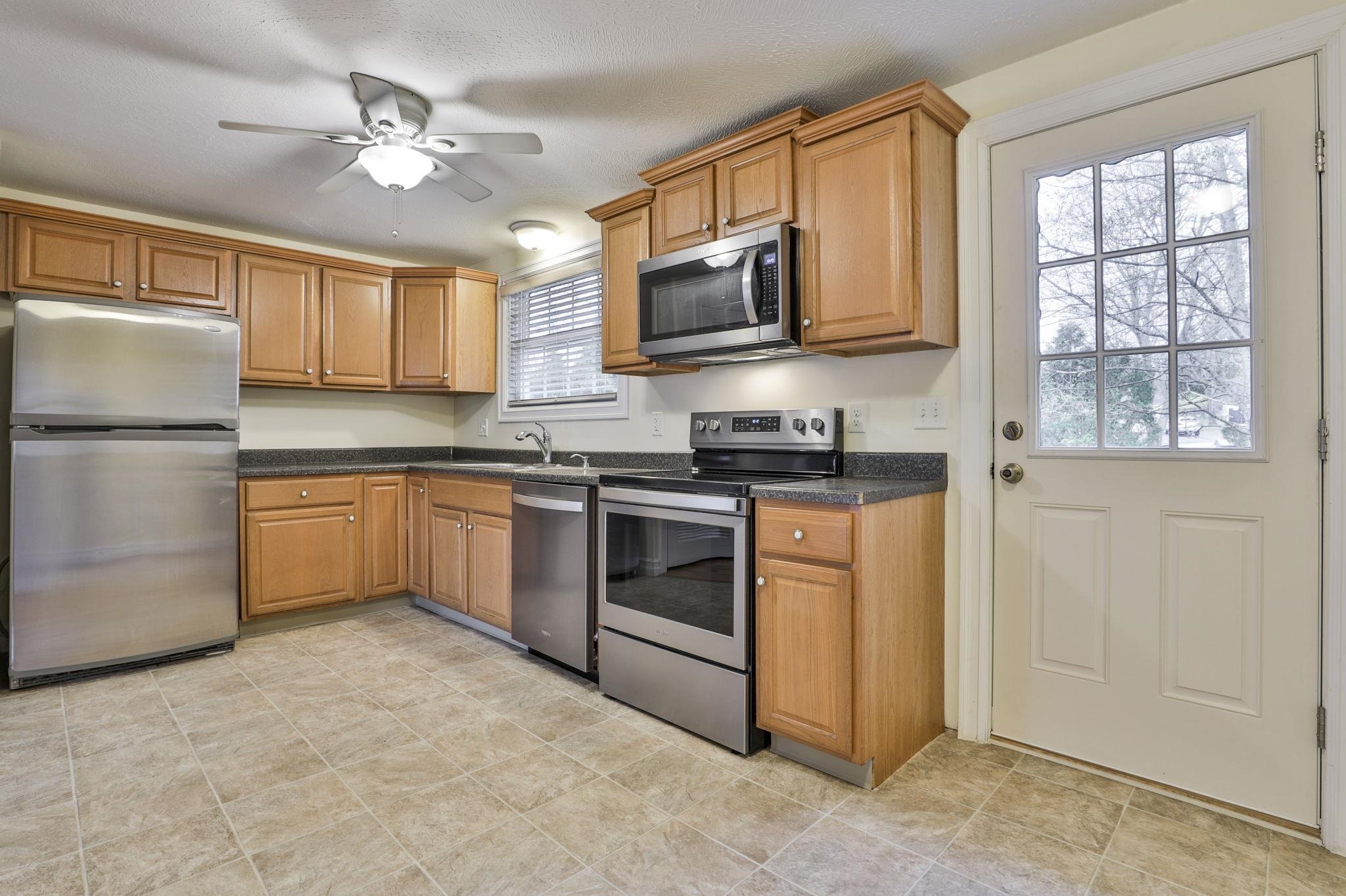 1522 Candia Road Manchester, NH 03109 - Photo 29 of 31 Gallery Image 29