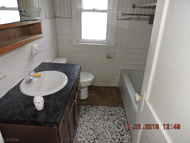 444 Gibbs Road Akron, OH 44312 - Photo 5 of 24 Gallery Image 5