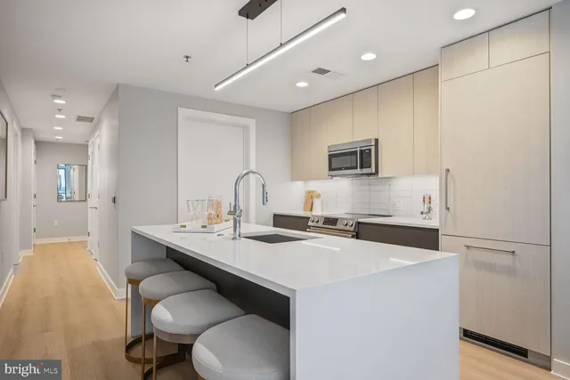 $3,790 | 950 3rd Street Northwest, Unit 301, Washington, DC 20001