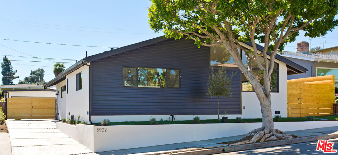 5922 Wrightcrest Drive Culver City, CA 90232 - Photo 2 of 47