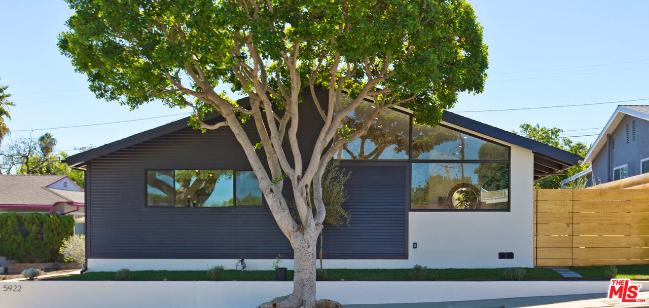 5922 Wrightcrest Drive Culver City, CA 90232 - Photo 3 of 47