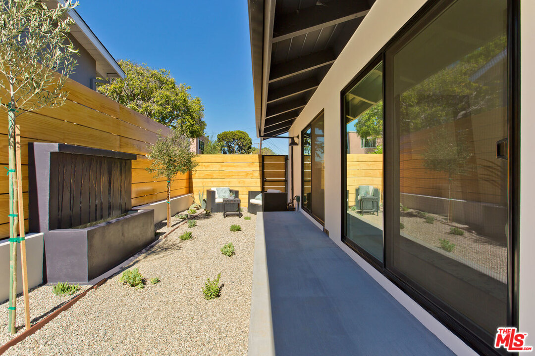 5922 Wrightcrest Drive Culver City, CA 90232 - Photo 46 of 47