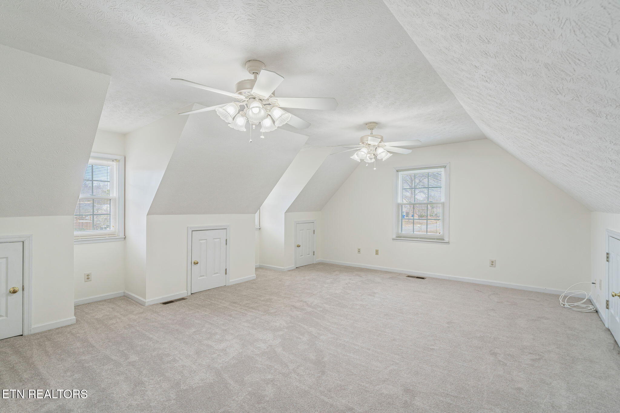 708 Marlin Lane Clinton, TN 37716 - Photo 32 of 52 32-web-or-mls-708 Marlin Lane-42