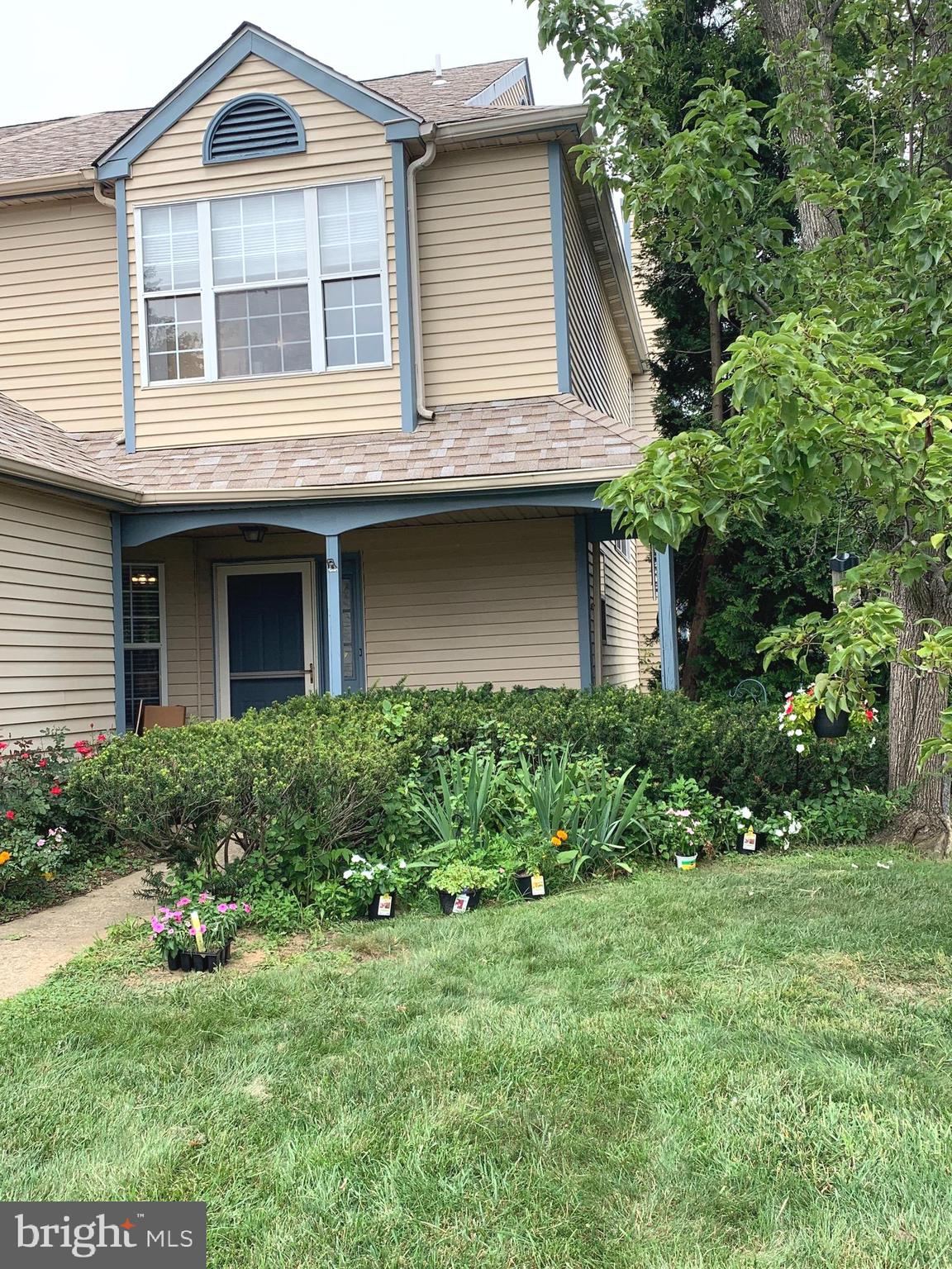 1 Raintree Drive Hamilton, NJ 08690 - Photo 2 of 30 Exterior Front End Unit