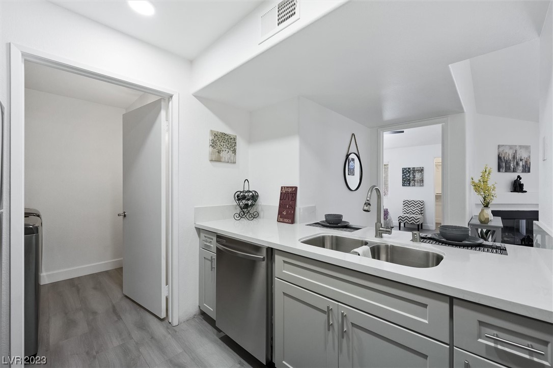 7885 West Flamingo Road, Unit 2146 Las Vegas, NV 89147 - Photo 34 of 53 Gallery Image 34