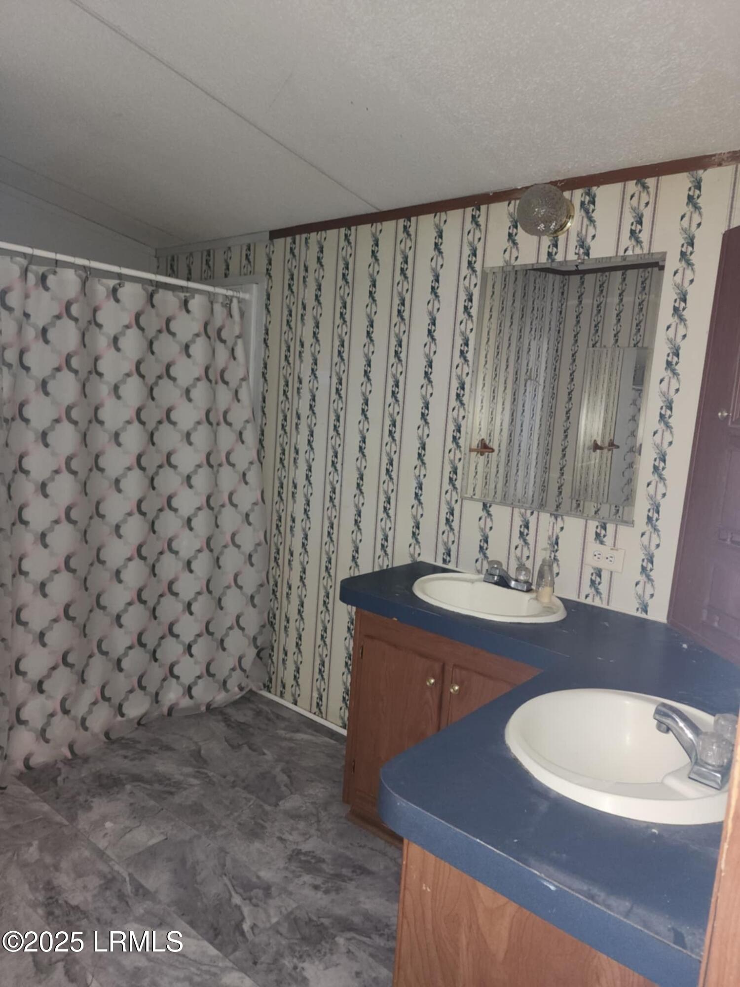 1228 County Rd S-33-90 Brunson, SC 29911 - Photo 12 of 23 422a1b4f-4975-48ef-b8c0-8595380dd063