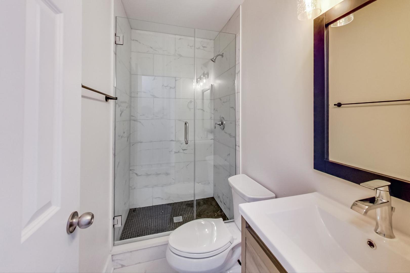 815 South Carpenter Street, Unit 3F Chicago, IL 60607 - Photo 17 of 26