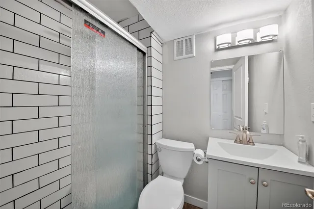 $690,000 | 8274 South Ogden Circle, Littleton, CO 80122