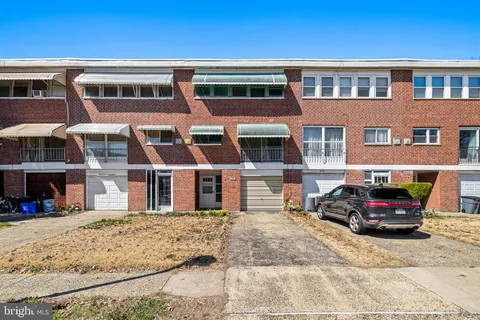 $235,000 | 6715 Egret Place, Philadelphia, PA 19142