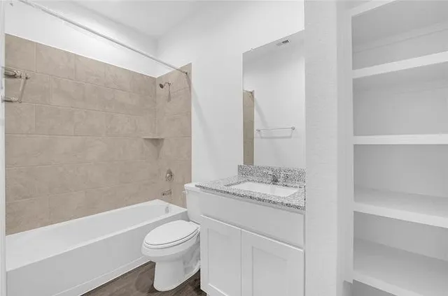 $2,400 | 31134 Delamere Turn Trl Trail, Fulshear, TX 77441